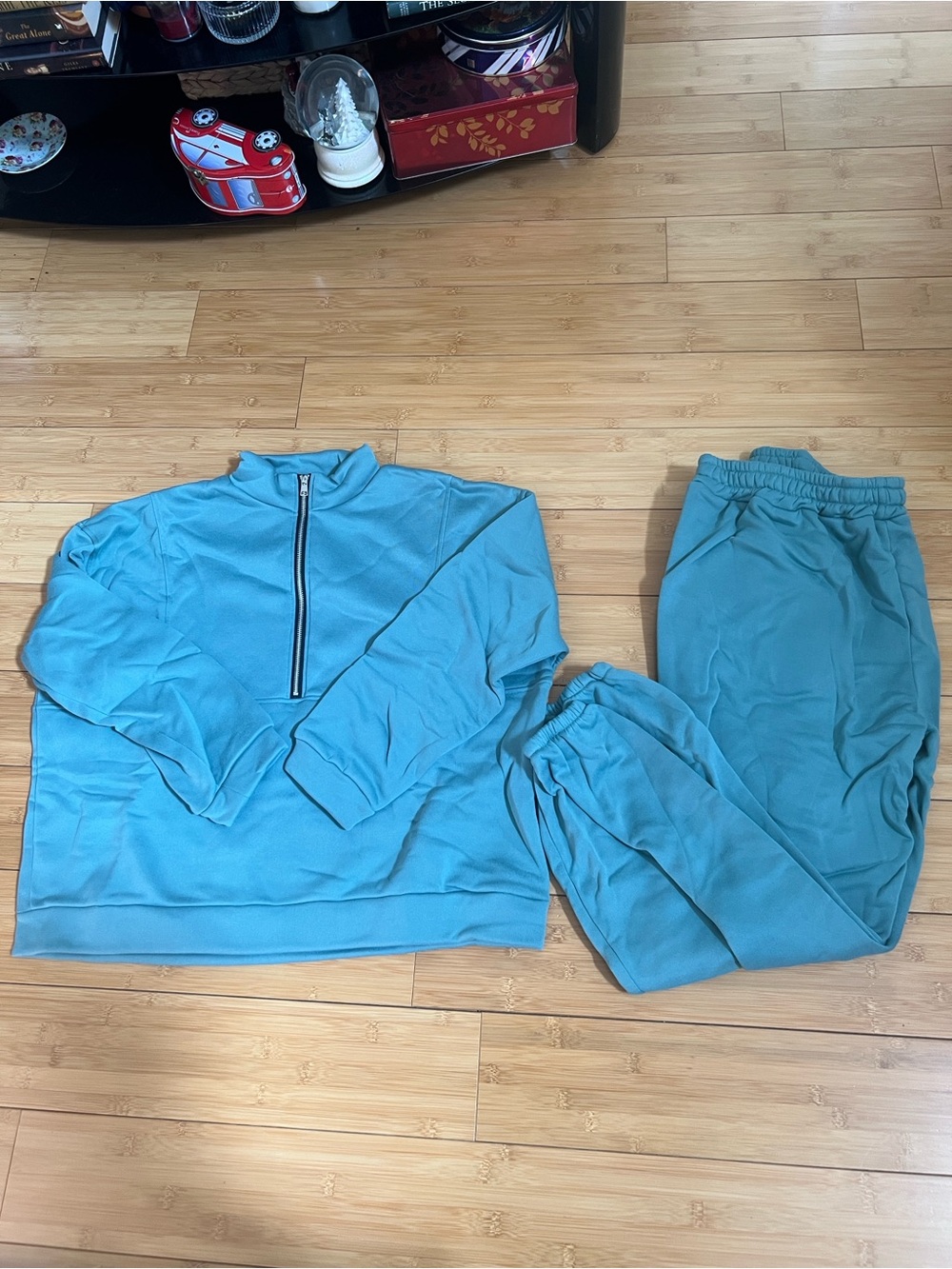 Men's Teal Half-Zip Jacket and Joggers Set